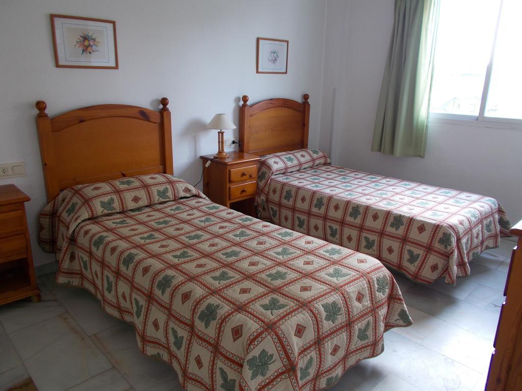 Apartamentos Jardines Del Gamonal マラガ エクステリア 写真